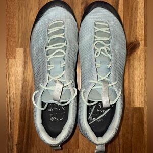 Arc'teryx Sage Grey/Green Approach Shoes